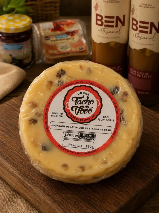 Doce de leite com castanha de caju